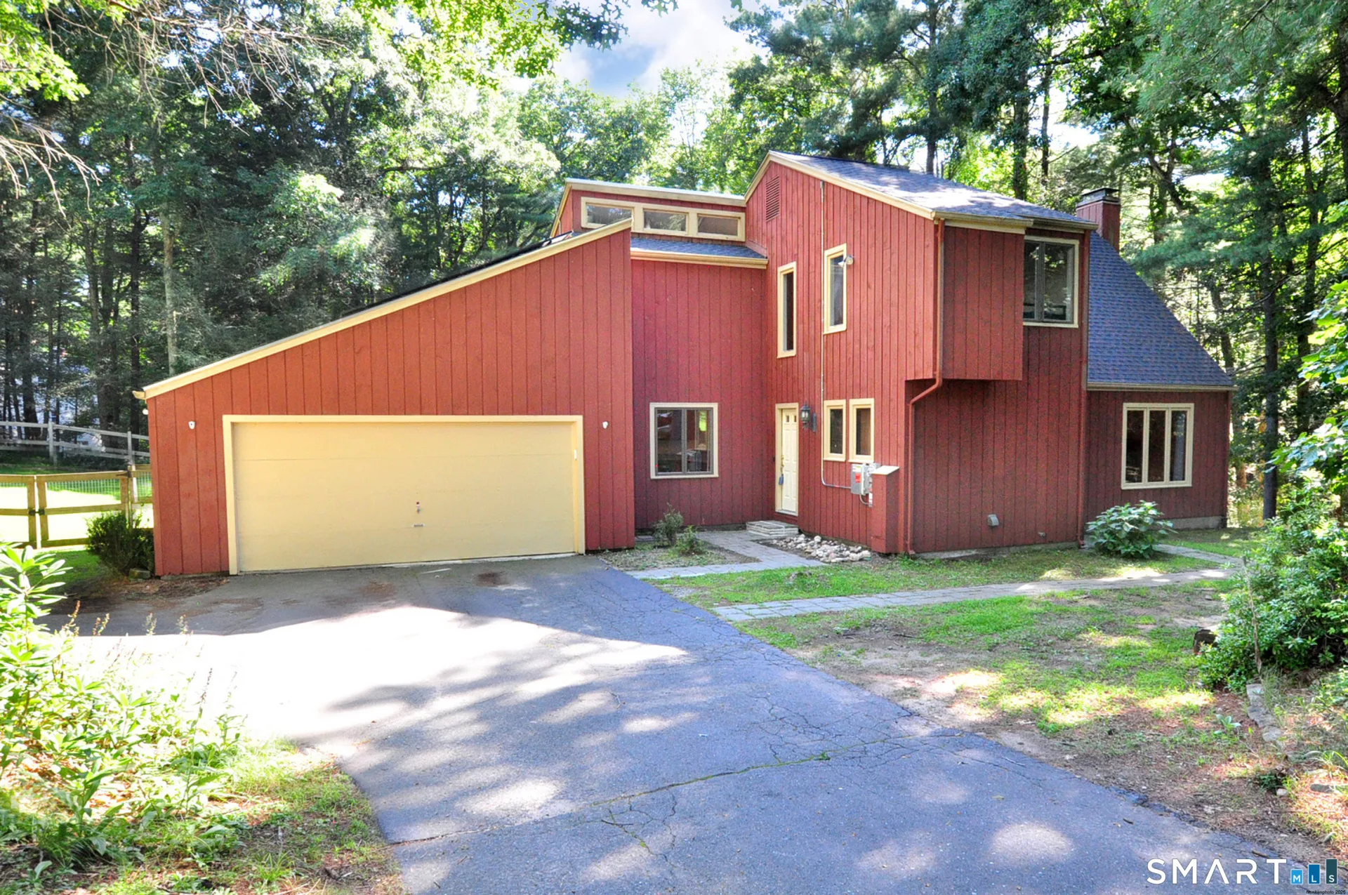 11 Fawn Drive, Granby, CT