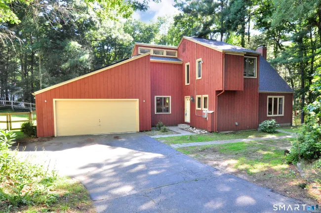 11 Fawn Drive