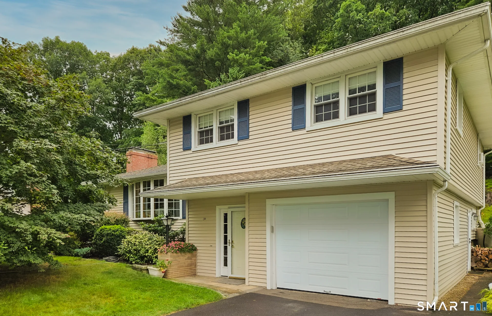34 Imperial Drive, South Windsor, CT