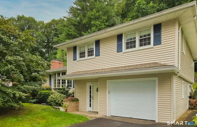 34 Imperial Drive