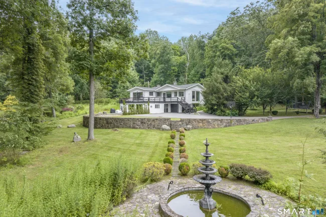 297 Oscaleta Road, Ridgefield, CT