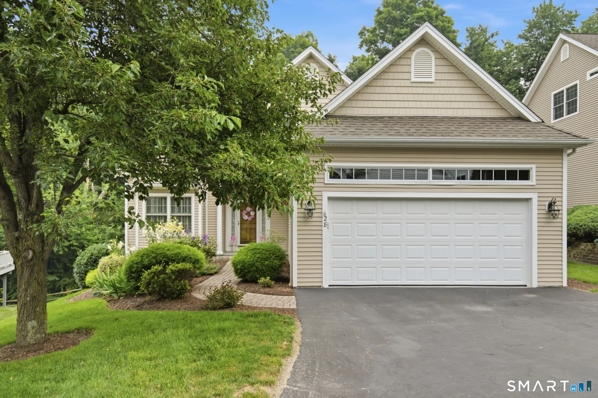 28 Rushbrooke Lane, Shelton, CT
