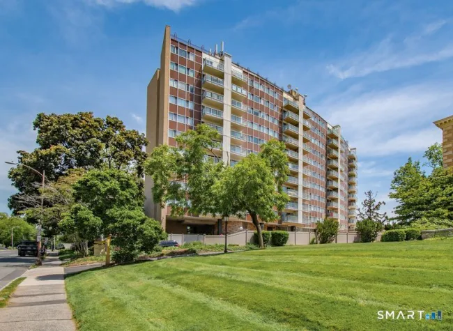 30 Woodland Street #8LM