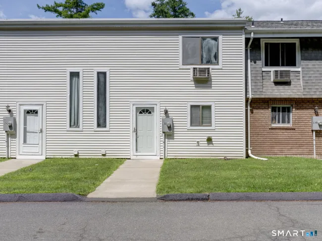 132 Sutton Place #132