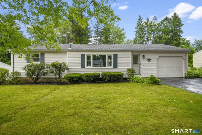 31 Meadowlark Road