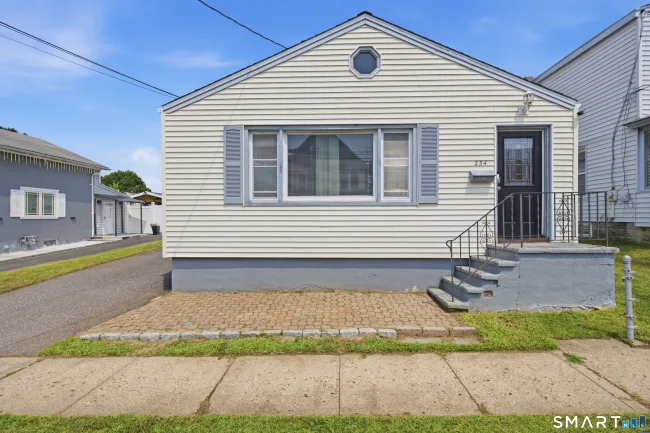 234 Hollister Street