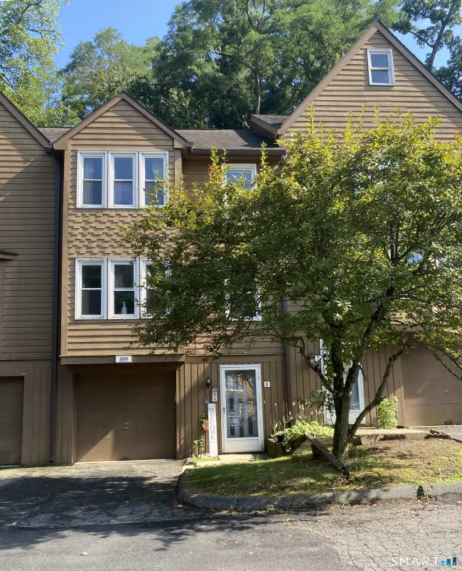 399 Adams Street #8