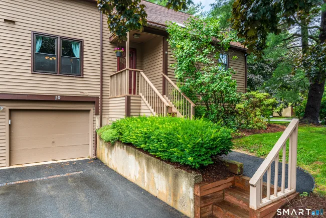 10 Stillmeadow Circle #10, Monroe, CT