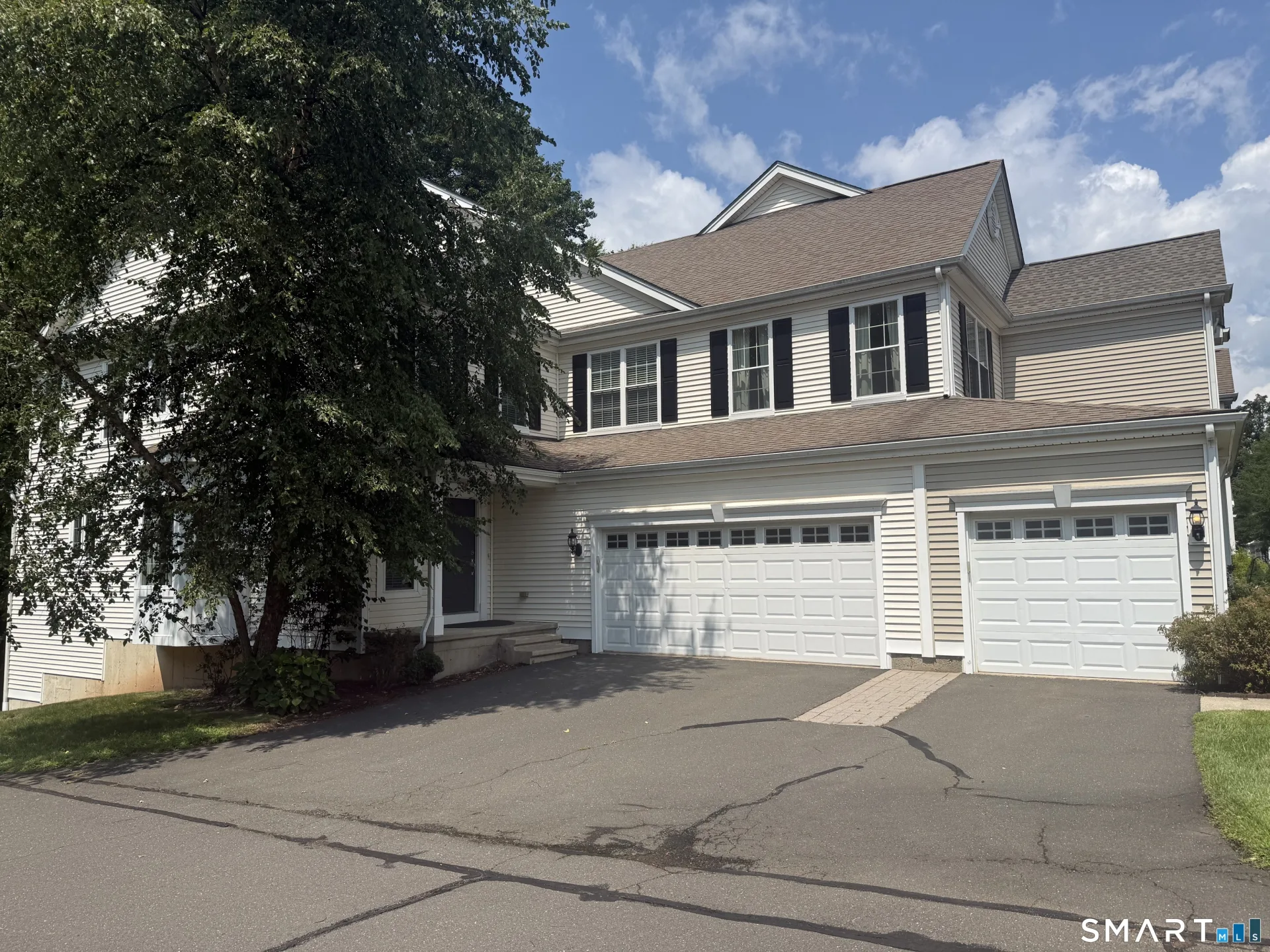 293 Sterling Drive #293, Newington, CT