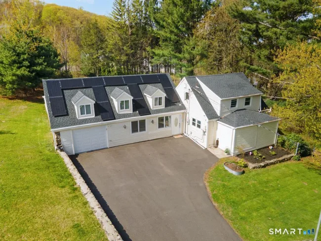 2 Apple Hill Road, Wolcott, CT