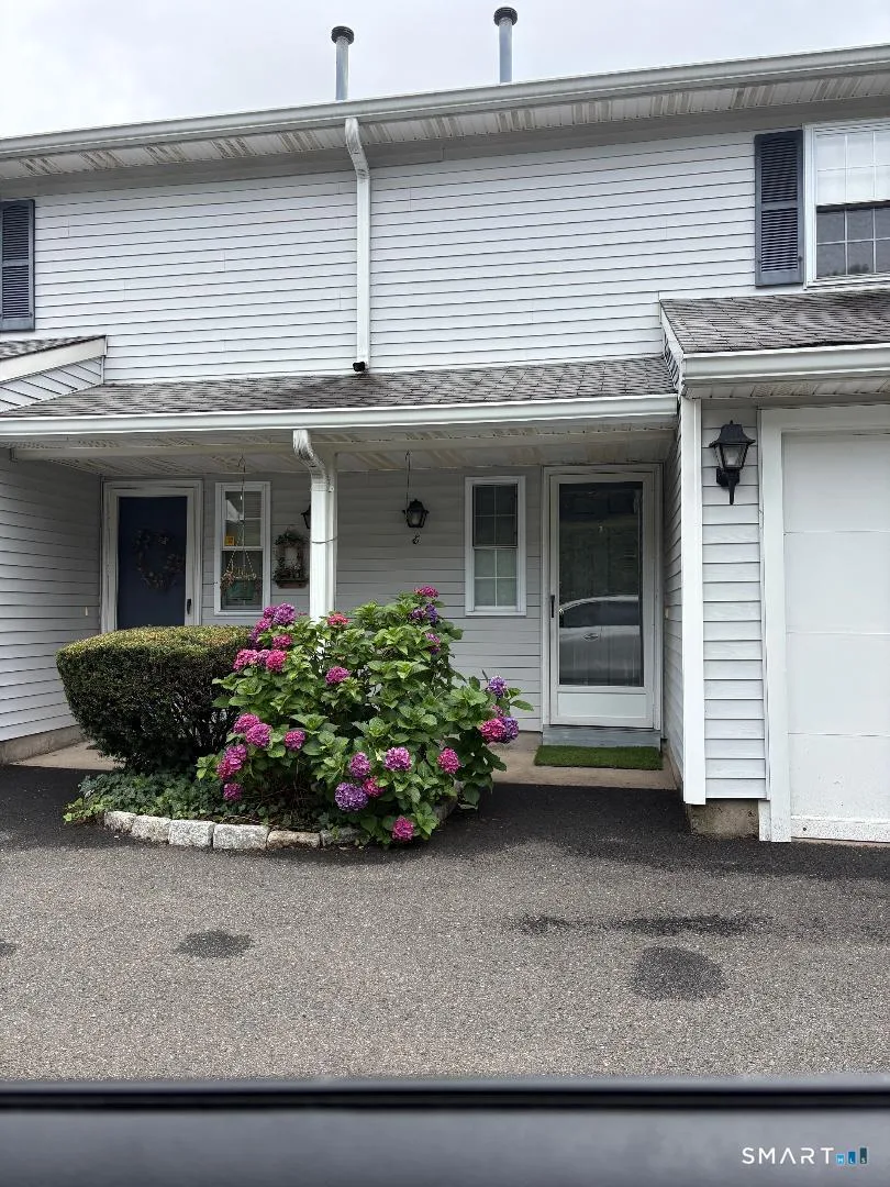 3227 East Main Street #E, Waterbury, CT