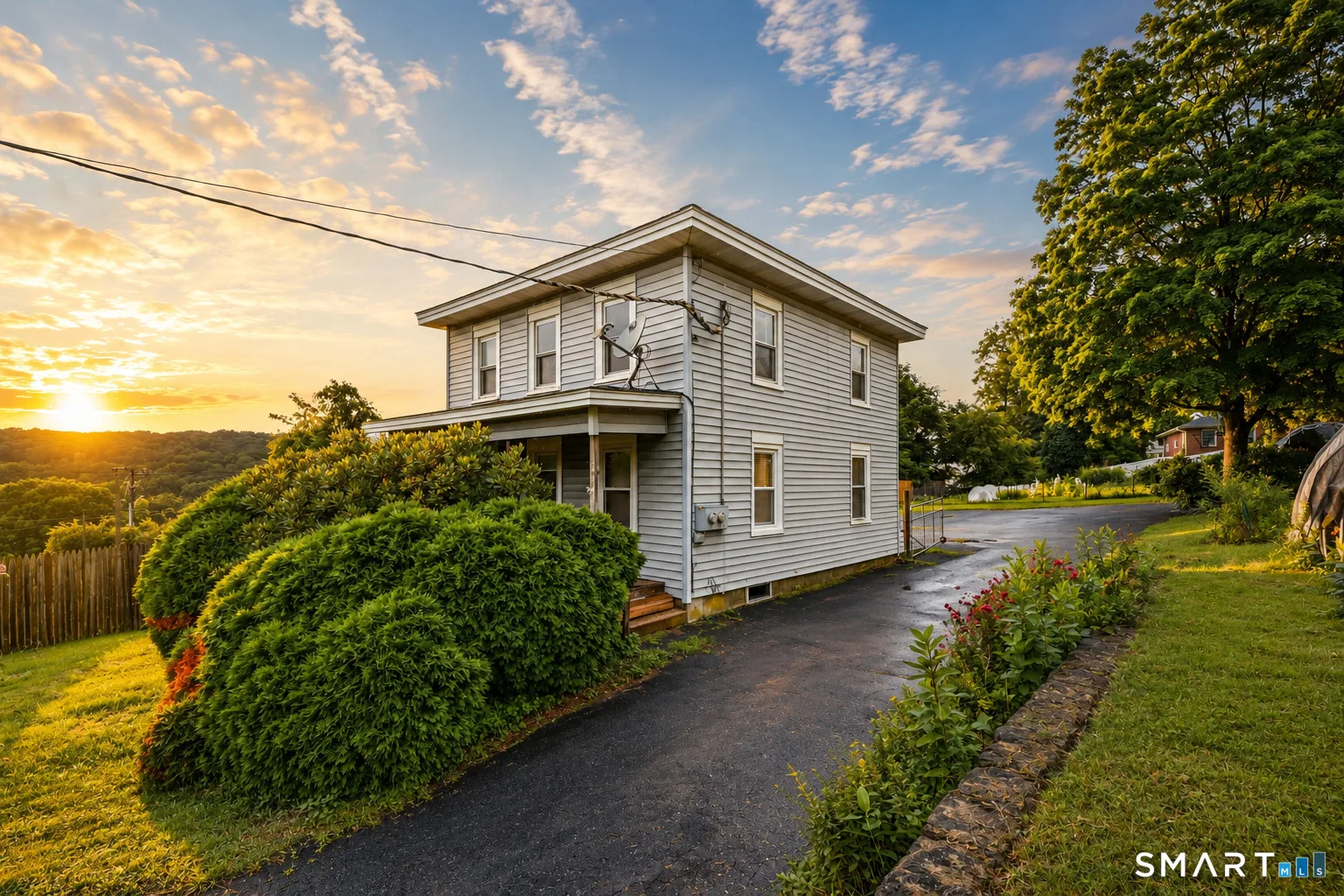 377 East Main Street, Thomaston, CT
