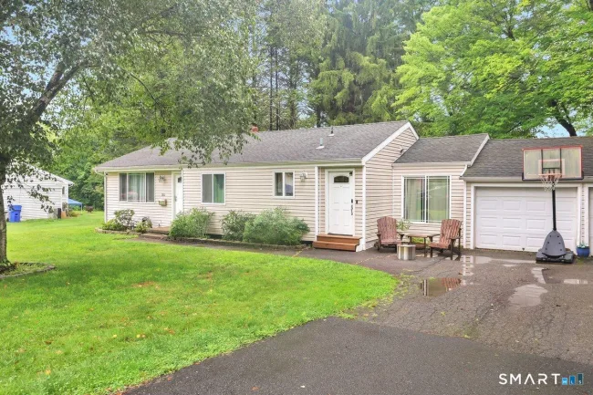 25 Pine Tree Lane, South Windsor, CT