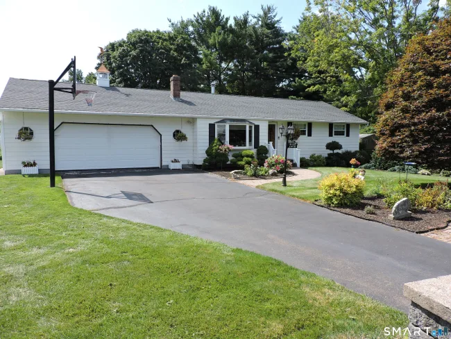 52 Pine Knob Drive, South Windsor, CT