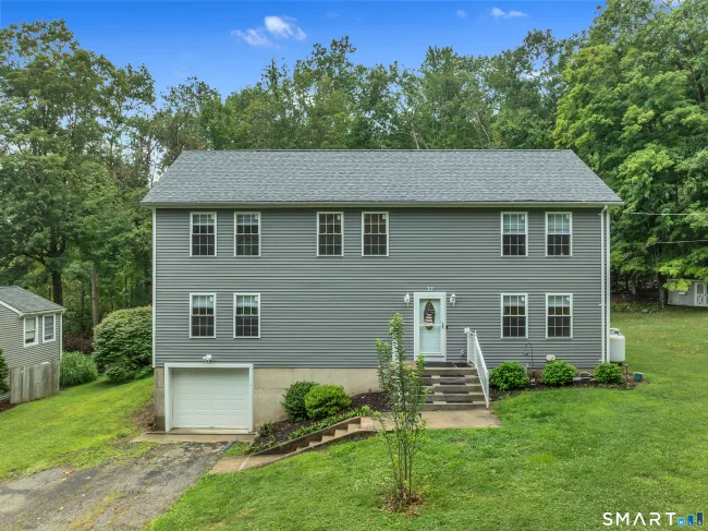 37 Stoneridge Drive, Torrington, CT