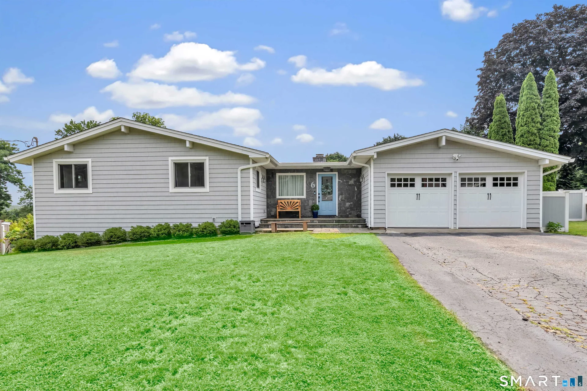 6 Norwood Terrace, Trumbull, CT