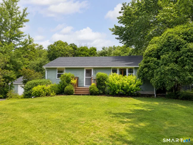 7 Thomas Drive, Stafford, CT