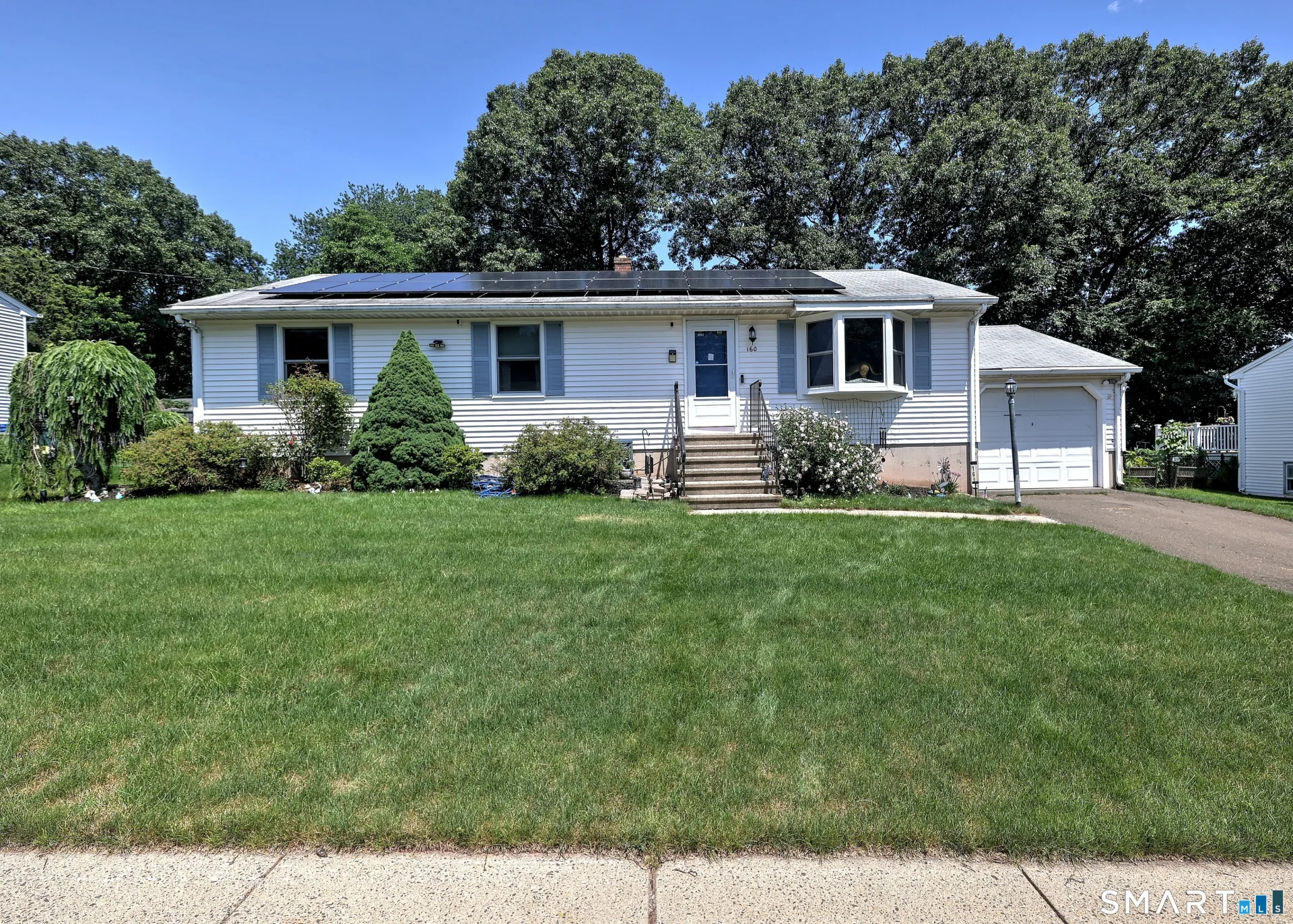 160 Tanglewood Drive, Hamden, CT