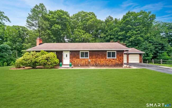 25 Lynn Drive