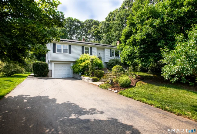 25 Booth Terrace, Hamden, CT