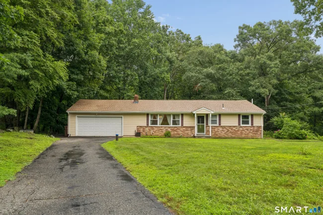 28 Andrew Drive, Shelton, CT