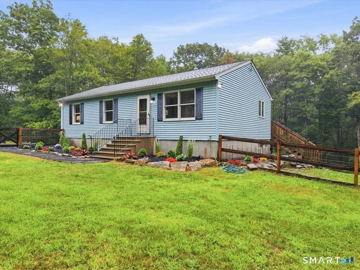 816 Gibson Hill Road, Sterling, CT