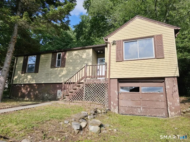 66 Chesterfield Avenue, Wolcott, CT