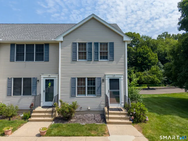 21 White Tail Lane #21, Wallingford, CT