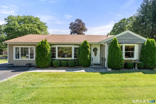 17 Winnipauk Drive
