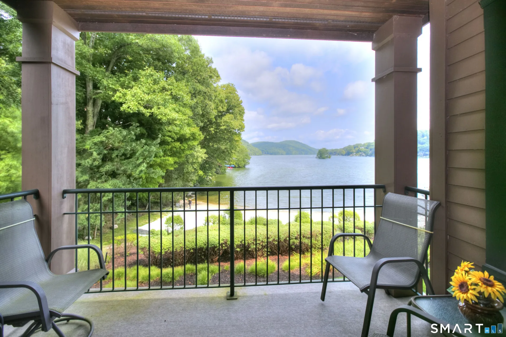 16 Hayestown Road #D201, Danbury, CT