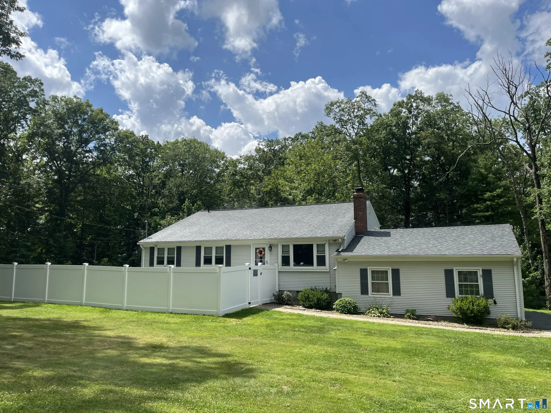 11 Top View Drive, Simsbury, CT
