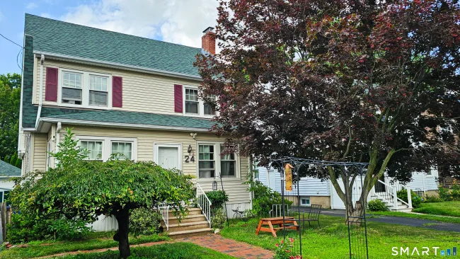 24 White Avenue