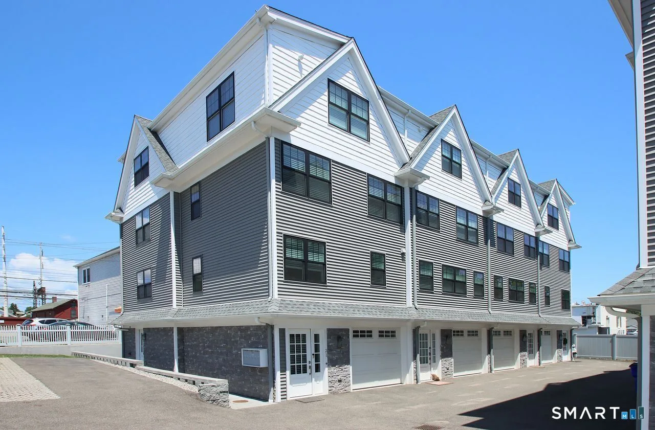 25 Beaumont Street #25, Fairfield, CT