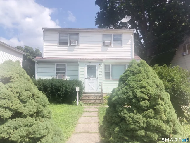 98 Holcomb Avenue