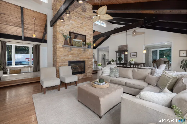 179 Burr Hall Road