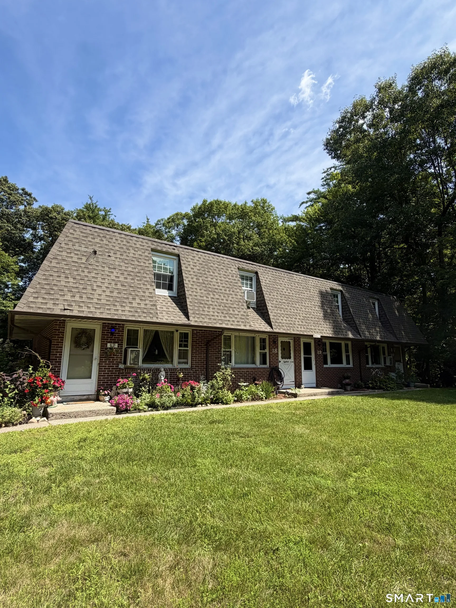 18 Woodcrest Drive #19, Burlington, CT