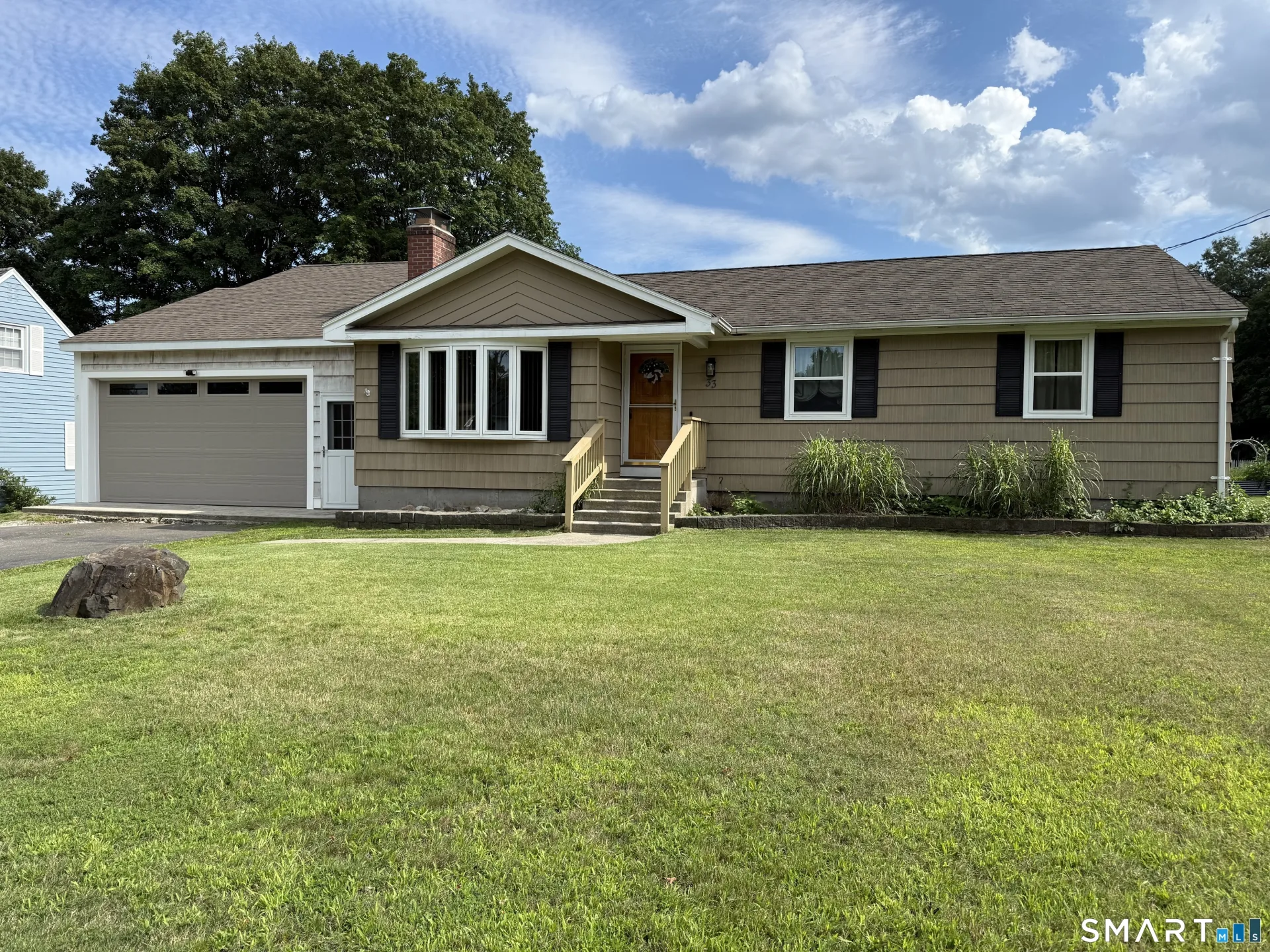 33 Provencher Drive, Plainville, CT