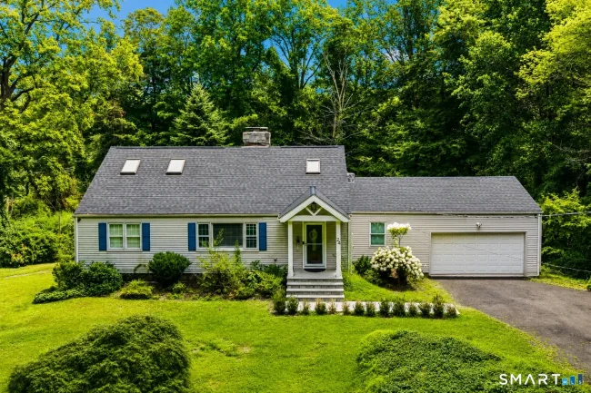 24 White Birch Road, Ridgefield, CT