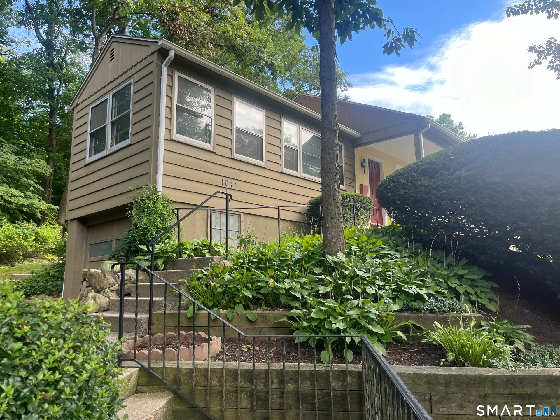 104 1/2 Ledgebrook Drive #104H, Norwalk, CT