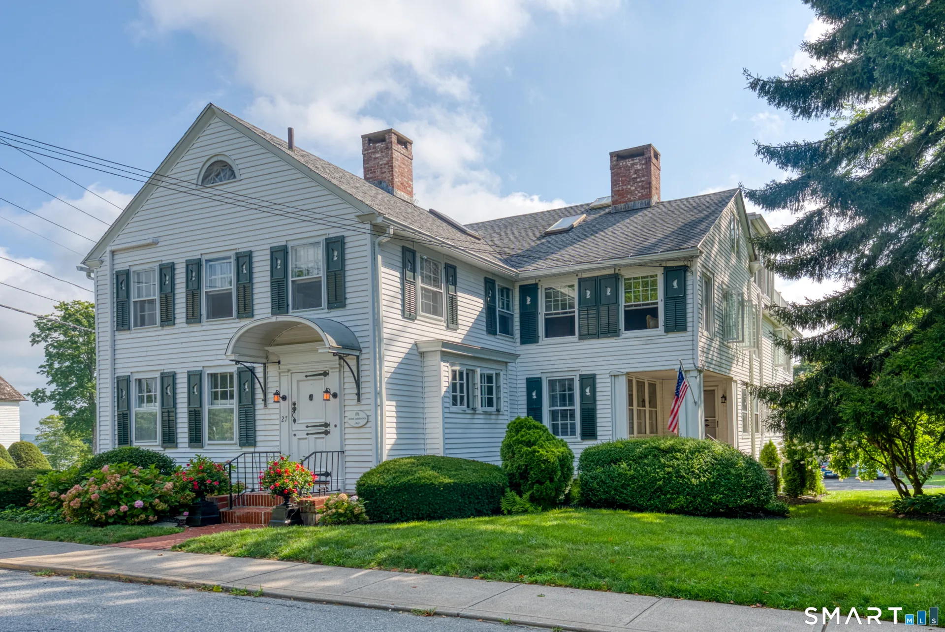 27 North Main Street #8, Essex, CT