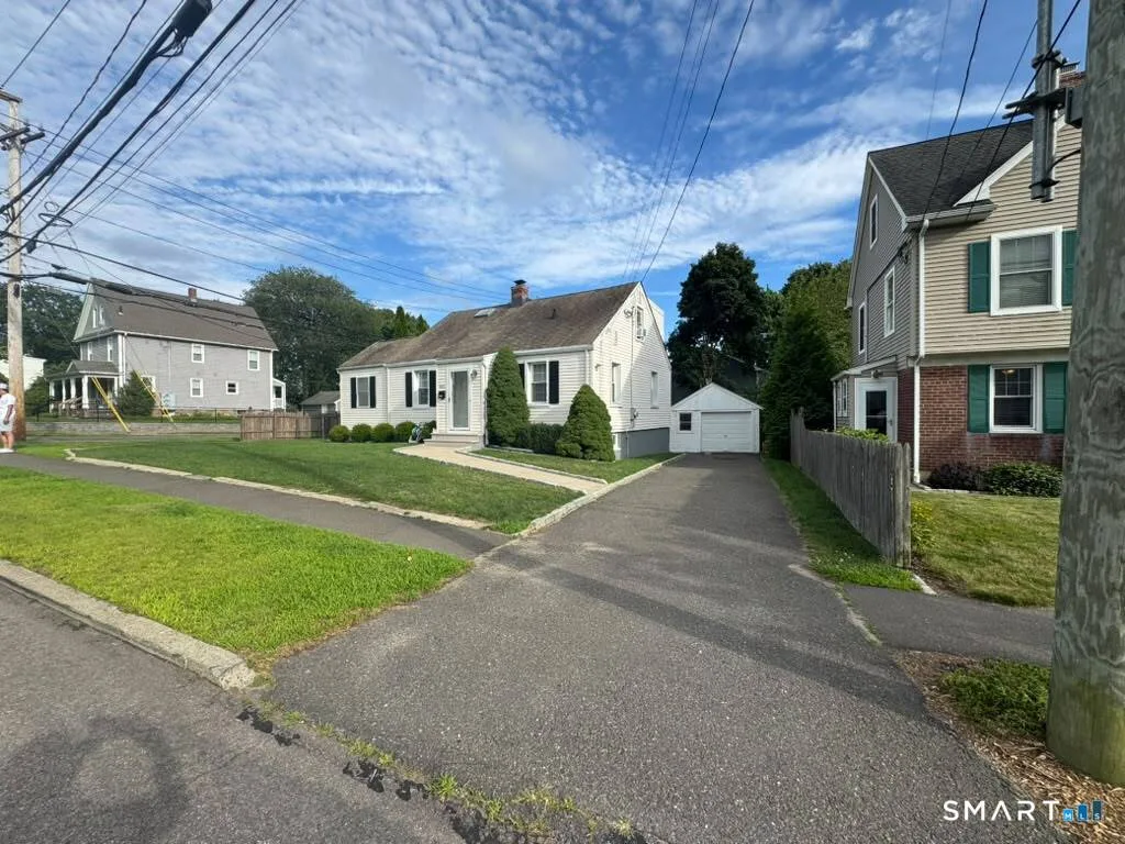 681 Jennings Road, Fairfield, CT