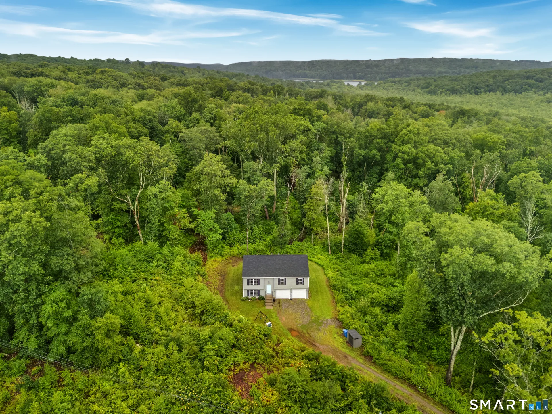 1114 East Lake Road, Montville, CT