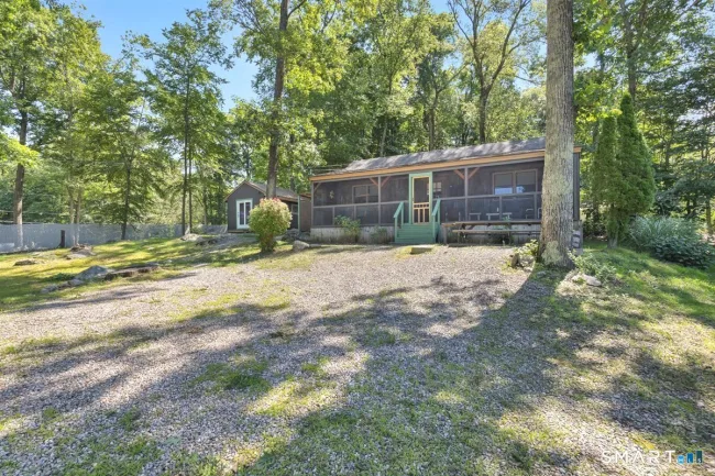 113 Deepwood Drive