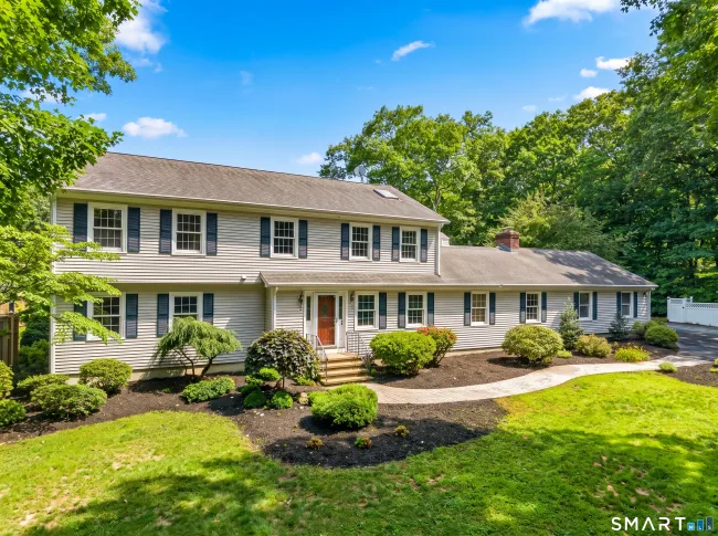 16 Cardinal Road