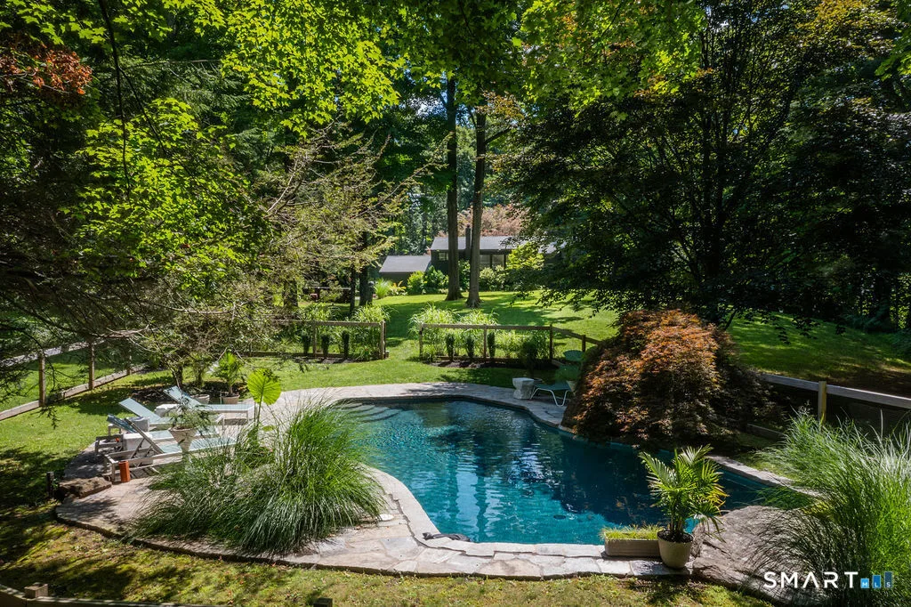 15 Brinsmade Lane, Sherman, CT