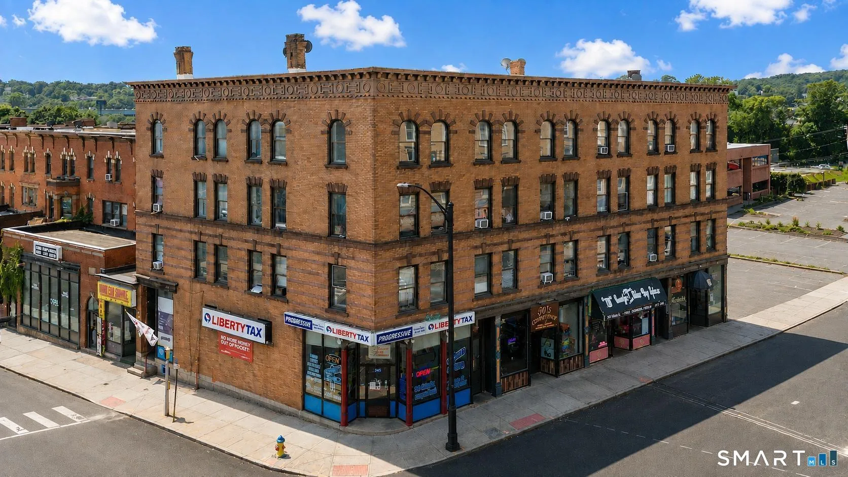 493 Meadow Street, Waterbury, CT