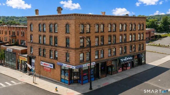 493 Meadow Street, Waterbury, CT