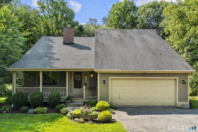 10 Anna Drive