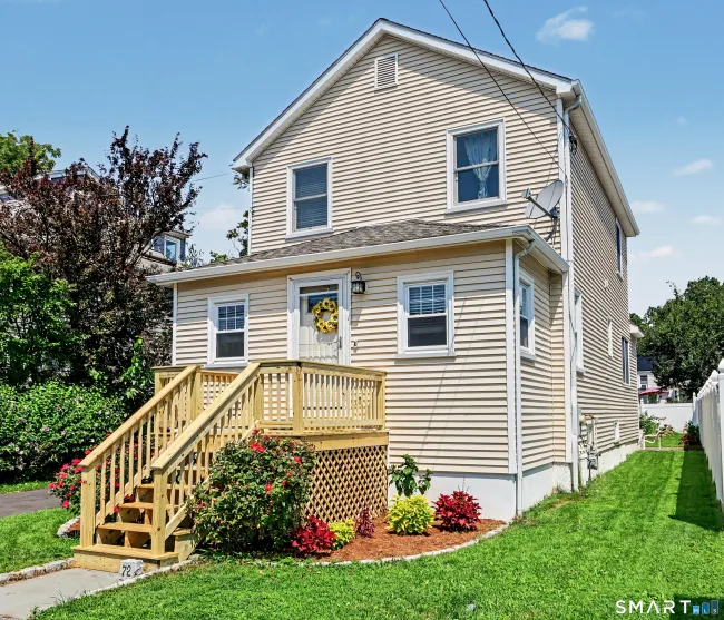 72 Palmer Avenue, Stamford, CT