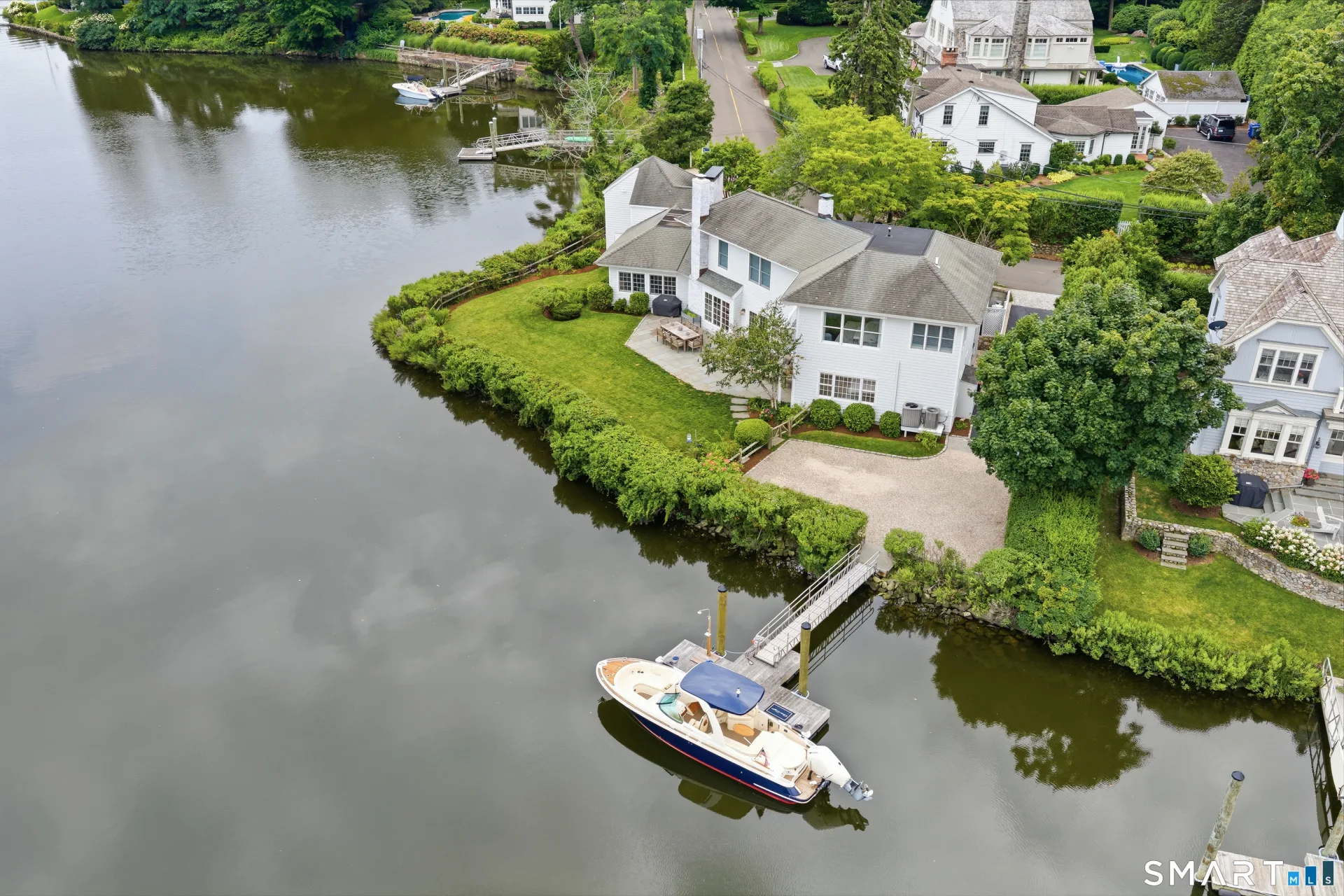 61 Five Mile River Road, Darien, CT